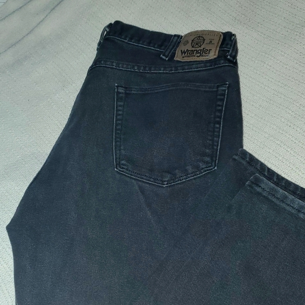 Thrifted Men's Wrangle Black Jeans
